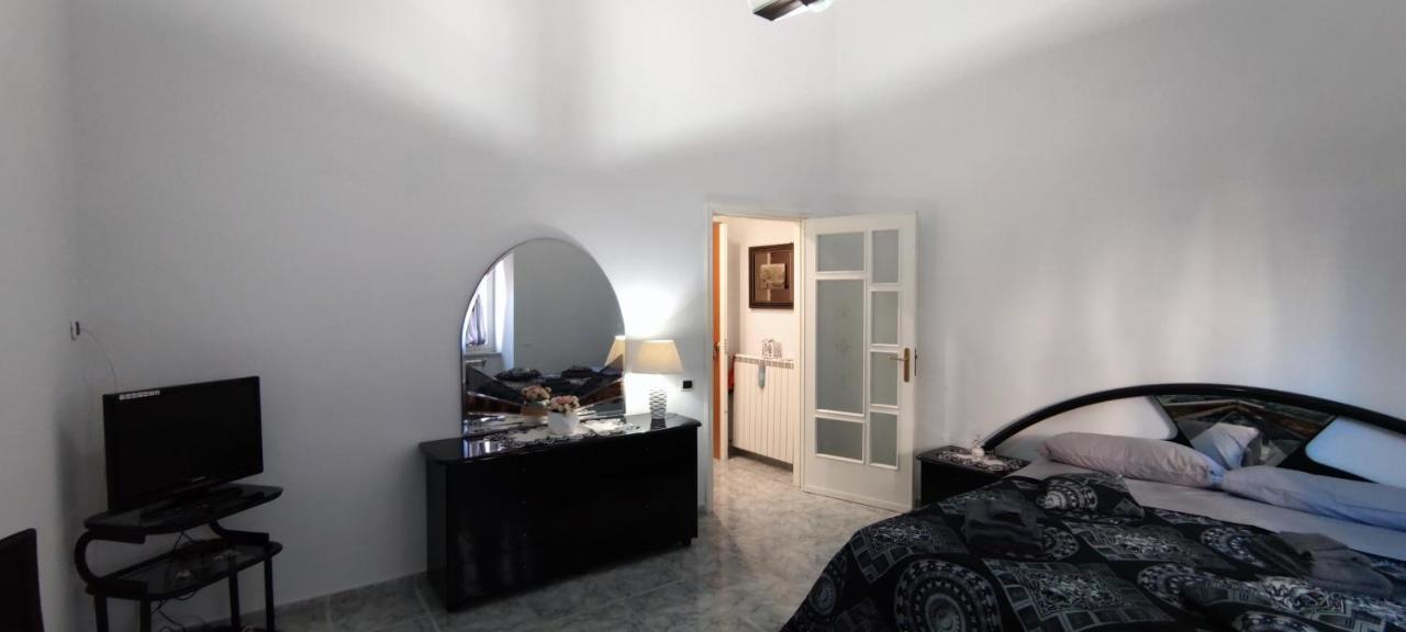 Gevynapule Apartment เนเปิลส์ ภายนอก รูปภาพ