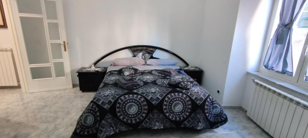 Gevynapule Apartment เนเปิลส์ ภายนอก รูปภาพ