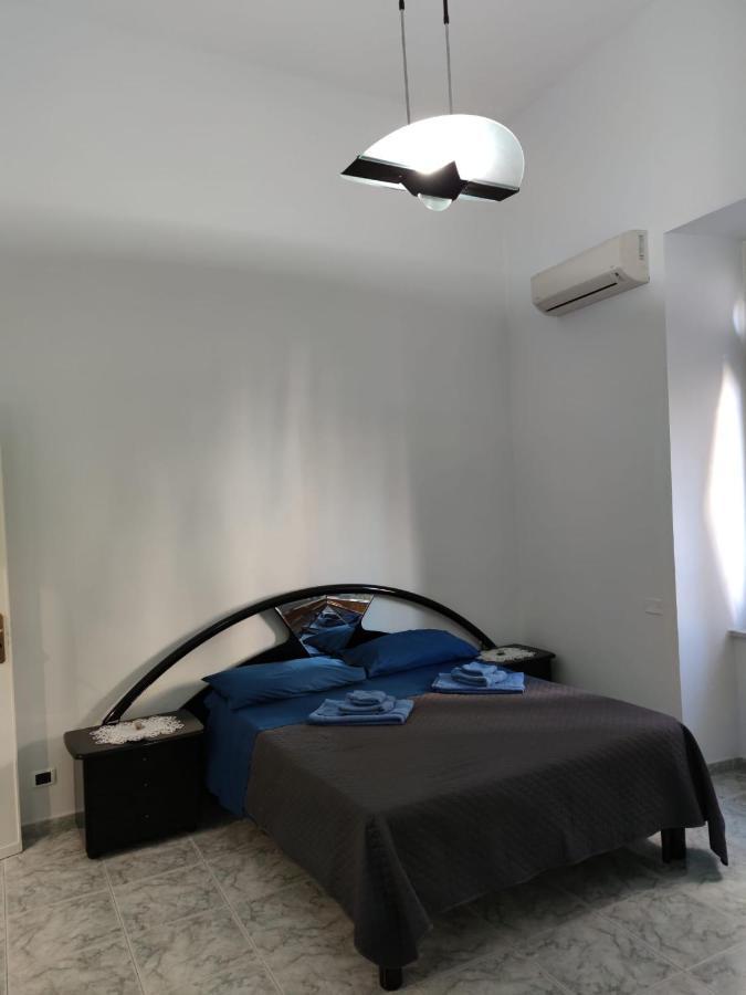 Gevynapule Apartment เนเปิลส์ ภายนอก รูปภาพ